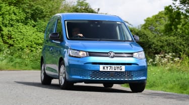 Volkswagen Caddy Cargo - front cornering